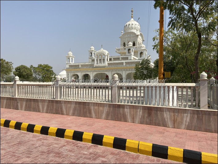 Gurdwara Sri Charan Kamal Sahib, Naraina — view 3